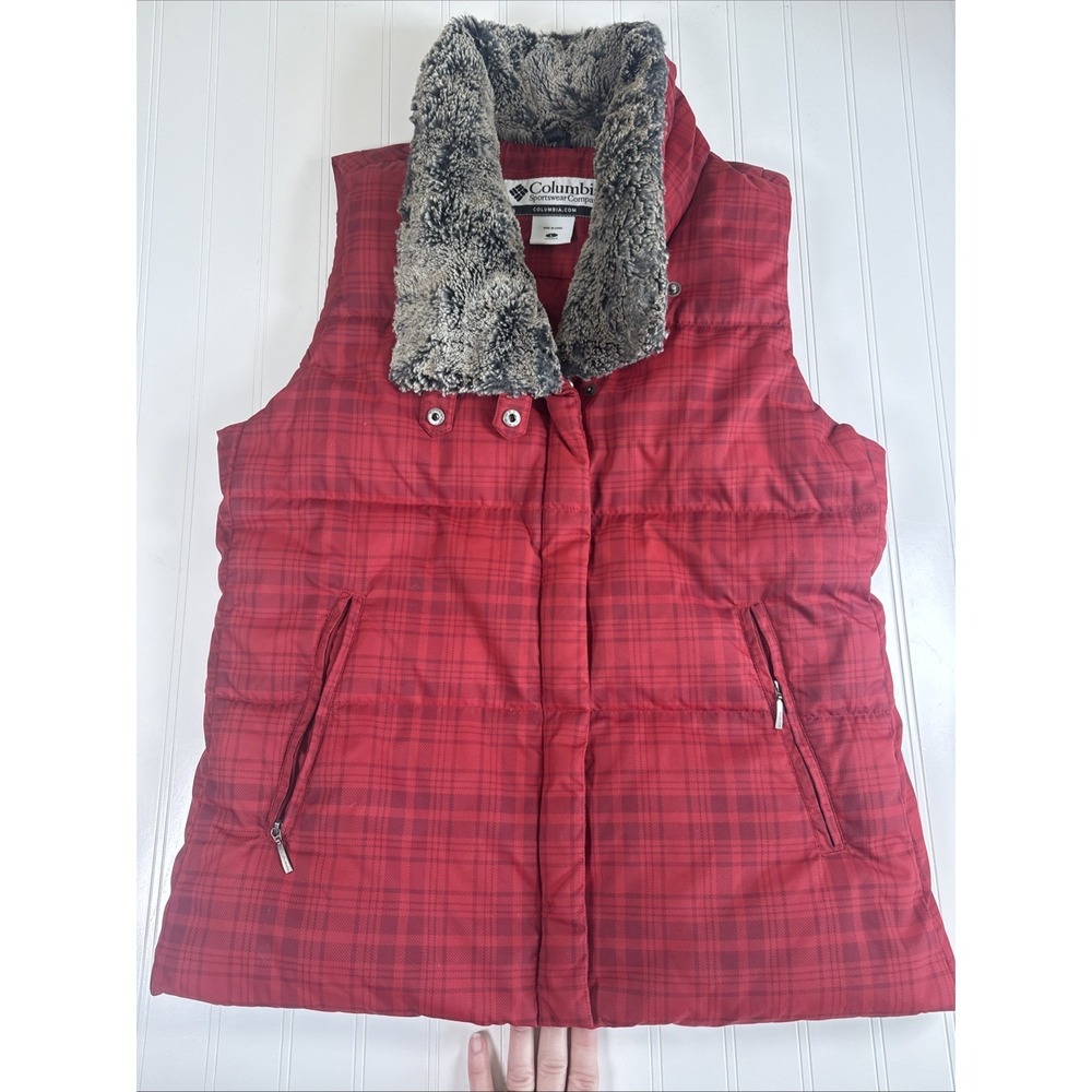 Columbia Sportswear Woman's Sz L Red Plaid Down-Filled Puffer Vest Faux Fur Hood